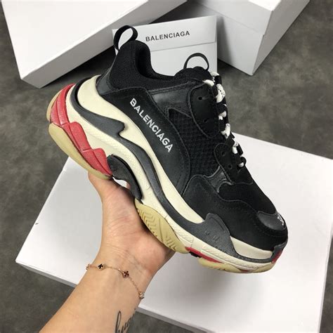 fake balenciaga sneakers for man